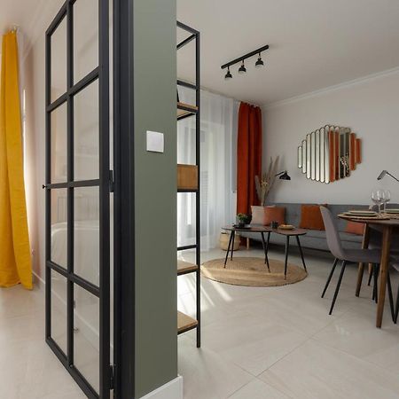 Lakeview Apartment Kapelanow Armii Krajowej By Noclegi Renters Varsovie Extérieur photo