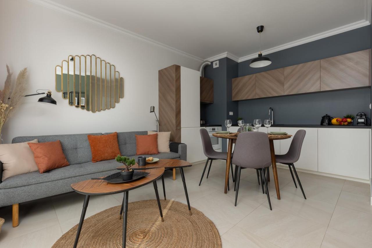 Lakeview Apartment Kapelanow Armii Krajowej By Noclegi Renters Varsovie Extérieur photo