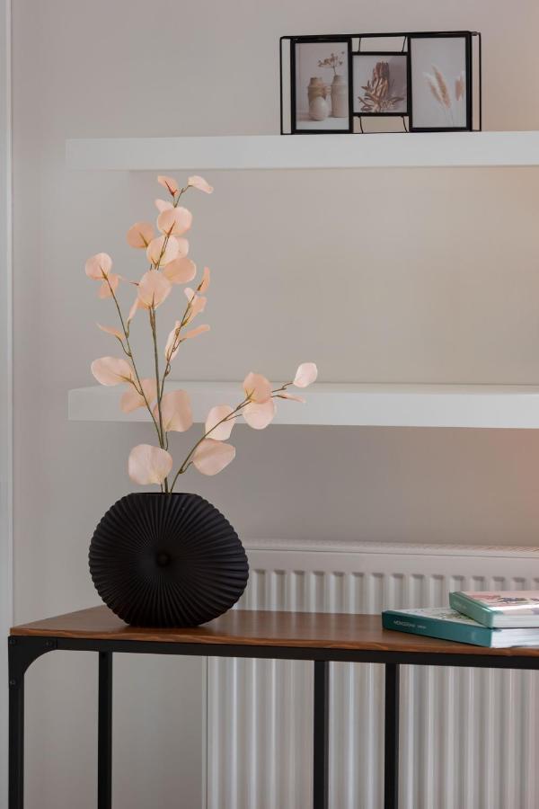 Lakeview Apartment Kapelanow Armii Krajowej By Noclegi Renters Varsovie Extérieur photo