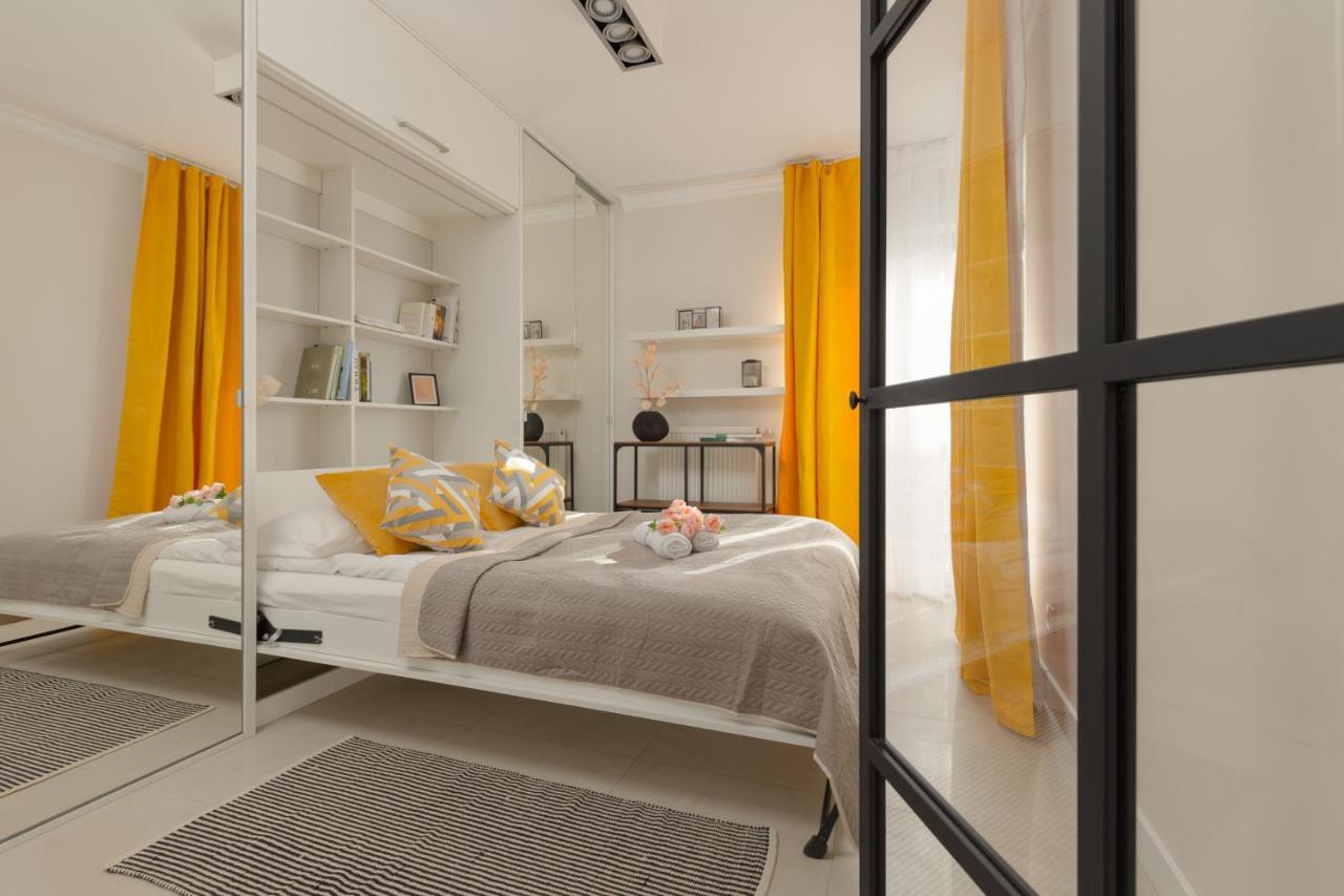 Lakeview Apartment Kapelanow Armii Krajowej By Noclegi Renters Varsovie Extérieur photo