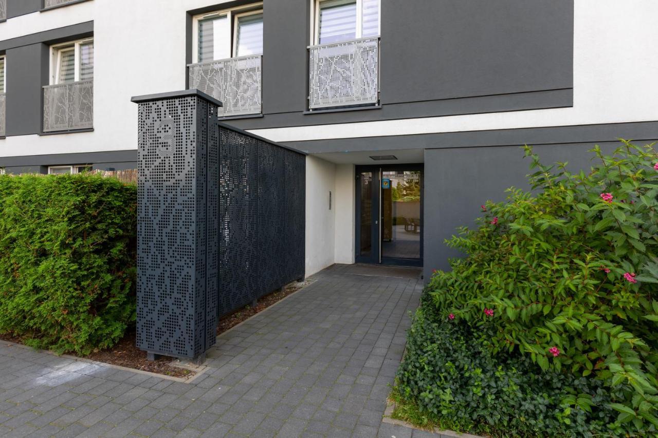 Lakeview Apartment Kapelanow Armii Krajowej By Noclegi Renters Varsovie Extérieur photo